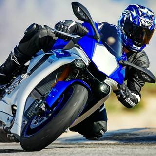 Yamaha r1 HD wallpaper