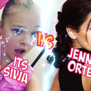 Savannah Soutas wallpaper