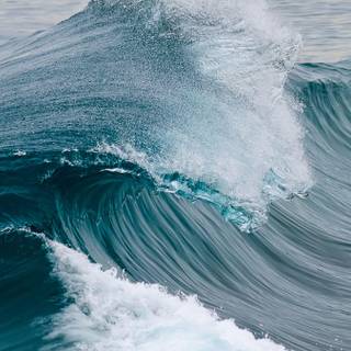Ocean waves HD wallpaper