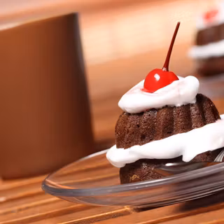 Cute cake wallpaper for android