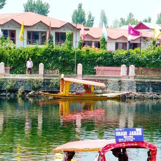 Kashmir HD wallpaper