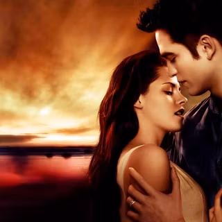 Cute couple hug wallpaper for mobile