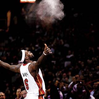 Lebron james dunk heat wallpaper