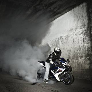 Suzuki gsxr 1000 HD wallpaper