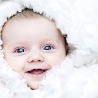 Baby images wallpaper