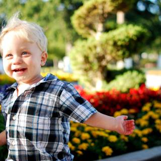 Dasing boy HD wallpaper