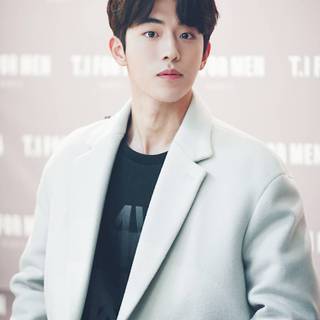 Nam Joo-hyuk wallpaper