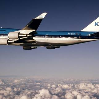 KLM wallpaper