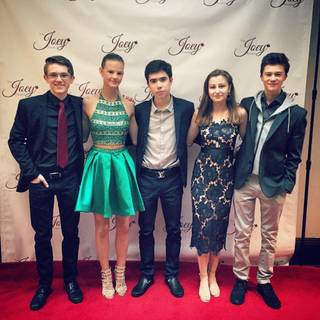 Julia Lalonde wallpaper