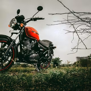 Royal Enfield Thunderbird 350X wallpaper