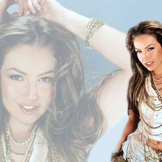 Thalía wallpaper