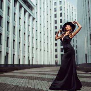 Black dress wallpaper