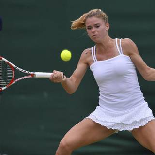 Camila Giorgi wallpaper