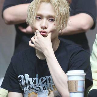 Pentagon E'Dawn wallpaper