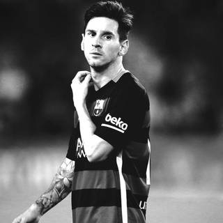 Black and white wallpaper of messi