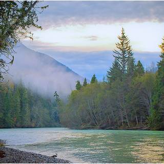 Alaska in spring wallpaper