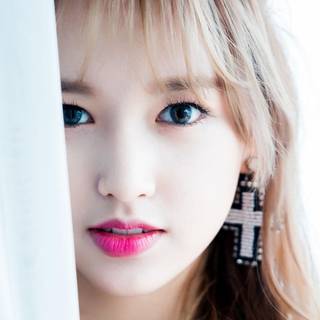 Cheng Xiao wallpaper