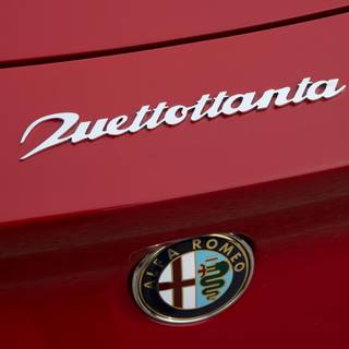 Alfa Romeo logo wallpaper