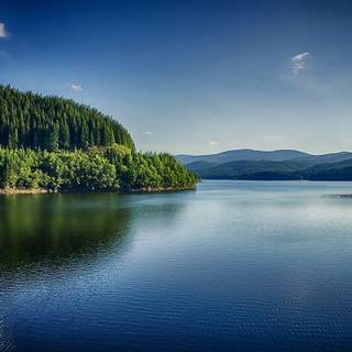 Beautiful river wallpaper