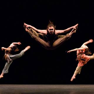 Dancing HD wallpaper