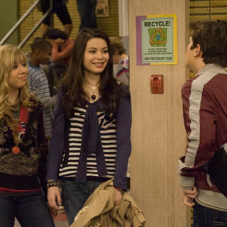 Jennette mccurdy wallpaper