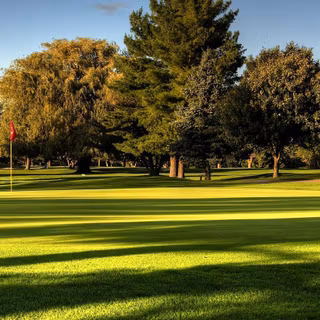 Spring golf wallpaper