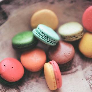 Wallpaper macarons