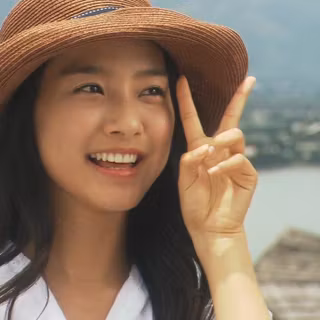 Kim So-eun wallpaper