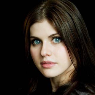 Alexandra Daddario 2018 wallpaper