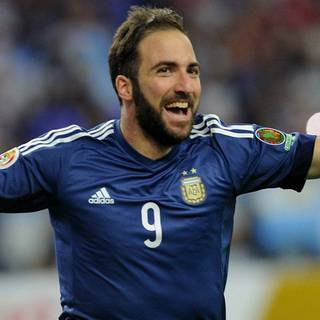 Gonzalo Higuaín wallpaper