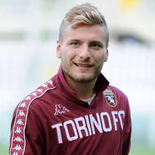 Immobile wallpaper