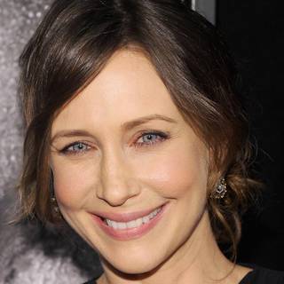 Vera Farmiga wallpaper