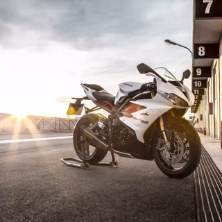 Triumph Daytona 675 wallpaper