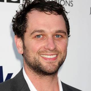 Matthew Rhys wallpaper