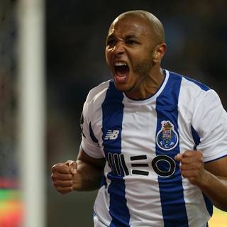 Yacine Brahimi wallpaper