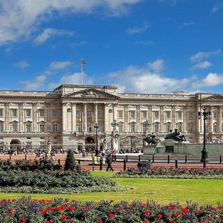 Buckingham Palace wallpaper