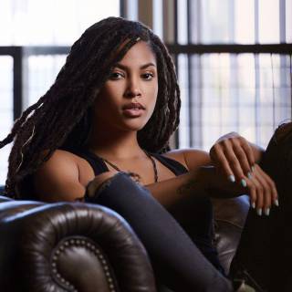 Lex Scott Davis wallpaper