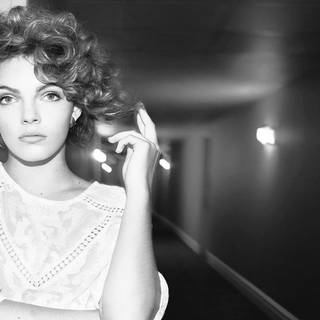 Camren Bicondova wallpaper