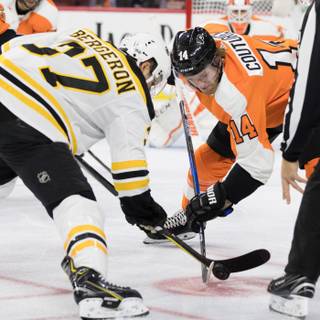 Claude Giroux iPad wallpaper