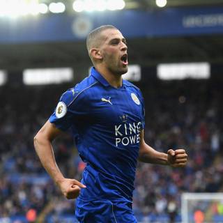 Islam Slimani wallpaper