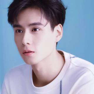 Hu Yitian wallpaper