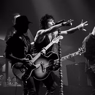 Enrique Bunbury wallpaper