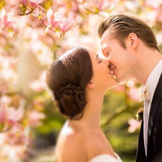 Wedding couple wallpaper