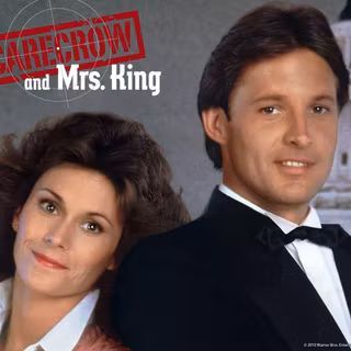 Scarecrow and Mrs. King wallpaper