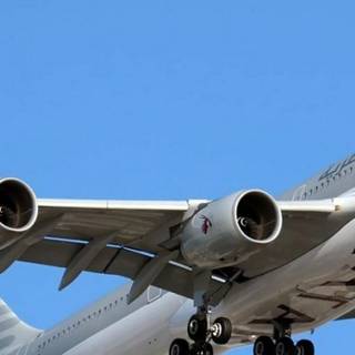 Qatar Airways mobile Hd wallpaper