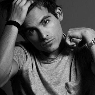 Kevin Zegers wallpaper