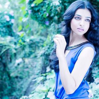Radhika Apte wallpaper