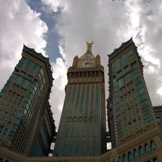 Mecca Clock Tower wallpaper