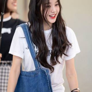 Jang Won-young wallpaper