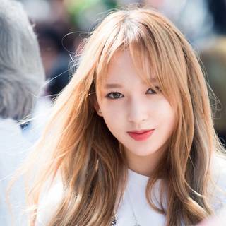 Cosmic Girls wallpaper